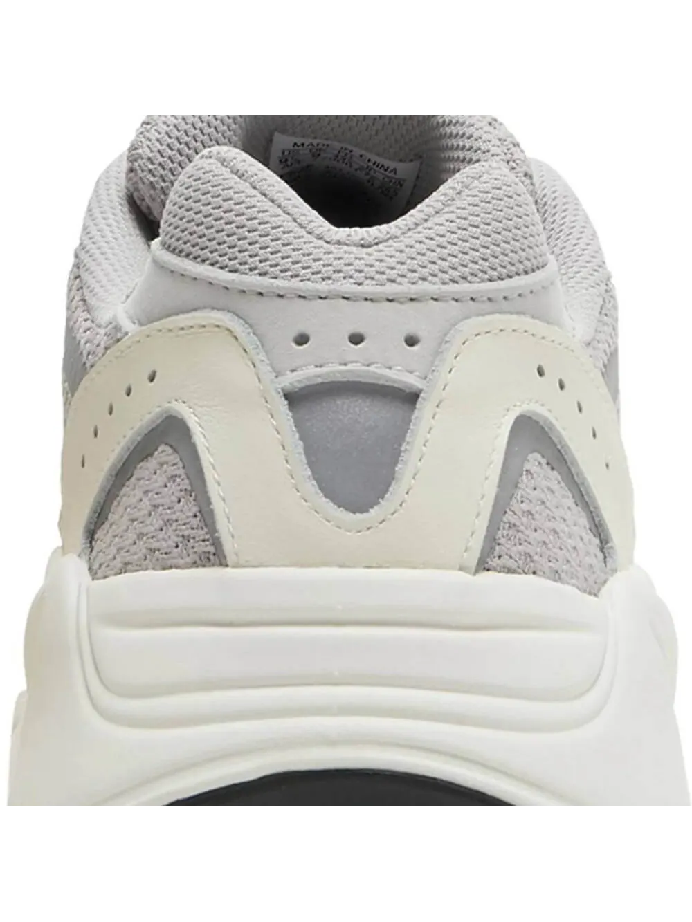 Кроссовки Adidas Yeezy Boost 700 V2 Static — изображение 8 из 9, серый