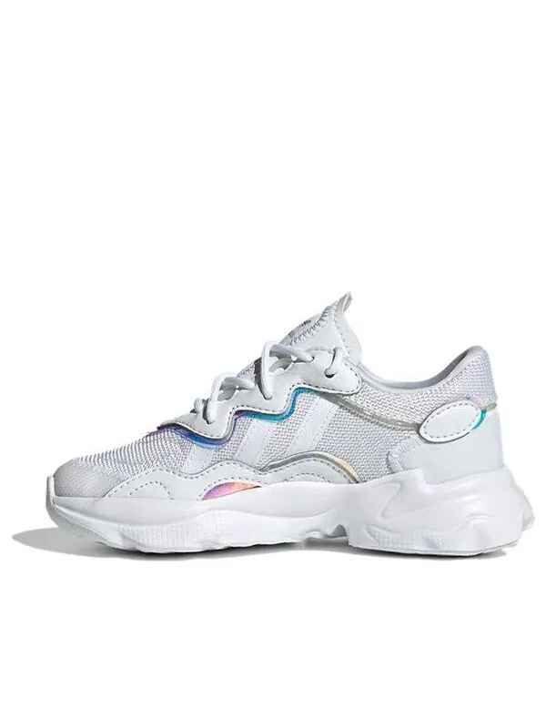 Кроссовки Adidas Ozweego — изображение 1 из 4, белый
