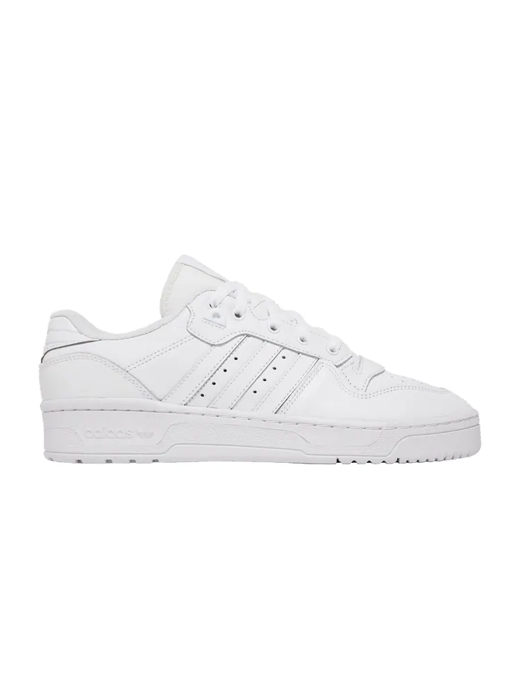 Кроссовки adidas Rivalry Low 'Cloud White' — изображение 1 из 9, белый/белый/черный