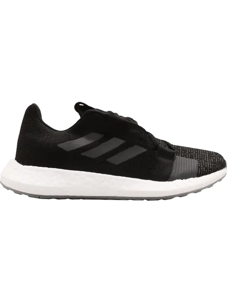 Женские кроссовки Adidas Wmns SenseBoost Go — изображение 1 из 1, черный