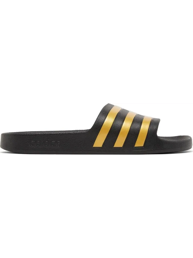 Сандалии Adidas Adilette Aqua Slides 'Black Gold Metallic' — изображение 1 из 8, черный