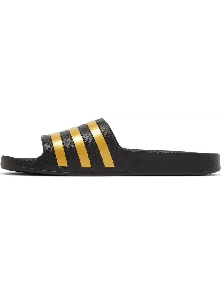 Сандалии Adidas Adilette Aqua Slides 'Black Gold Metallic' — изображение 3 из 8, черный