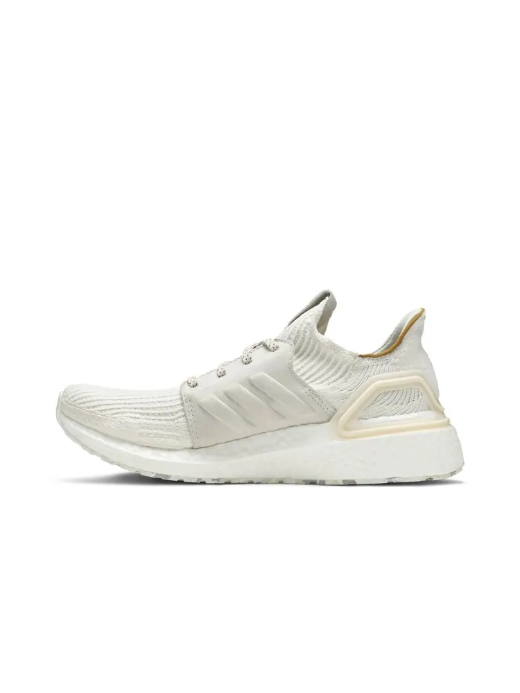 Кроссовки Adidas Universal Works x UltraBoost 19 — изображение 3 из 4, белый