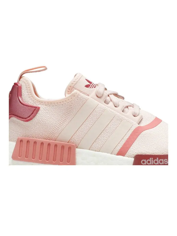 Кроссовки adidas Wmns NMD_R1 'Icey Pink' — изображение 3 из 9, розовый/розовый