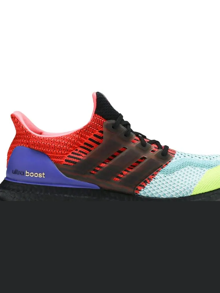 Кроссовки Adidas UltraBoost DNA 'What The' — изображение 2 из 8, мульти