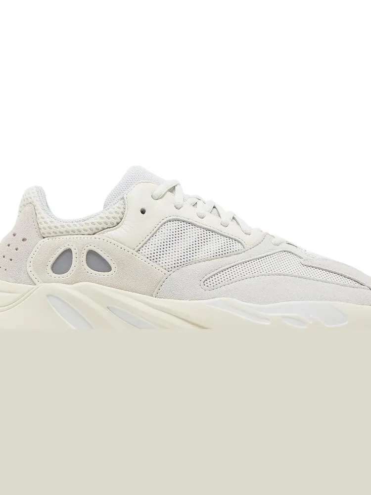 Кроссовки Adidas Yeezy 700 Analog — изображение 2 из 4, бежевый