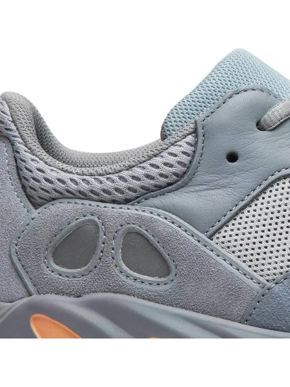 Кроссовки Adidas Yeezy Boost 700 Inertia — изображение 6 из 8, серый