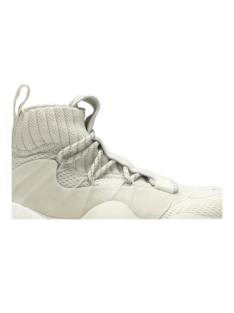 Кроссовки Adidas Pharrell x Crazy BYW X — изображение 2 из 4, белый