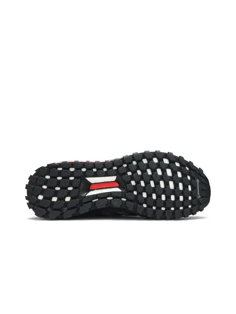 Кроссовки adidas UltraBoost All Terrain 'Shock Red' — изображение 5 из 9, черный/красный