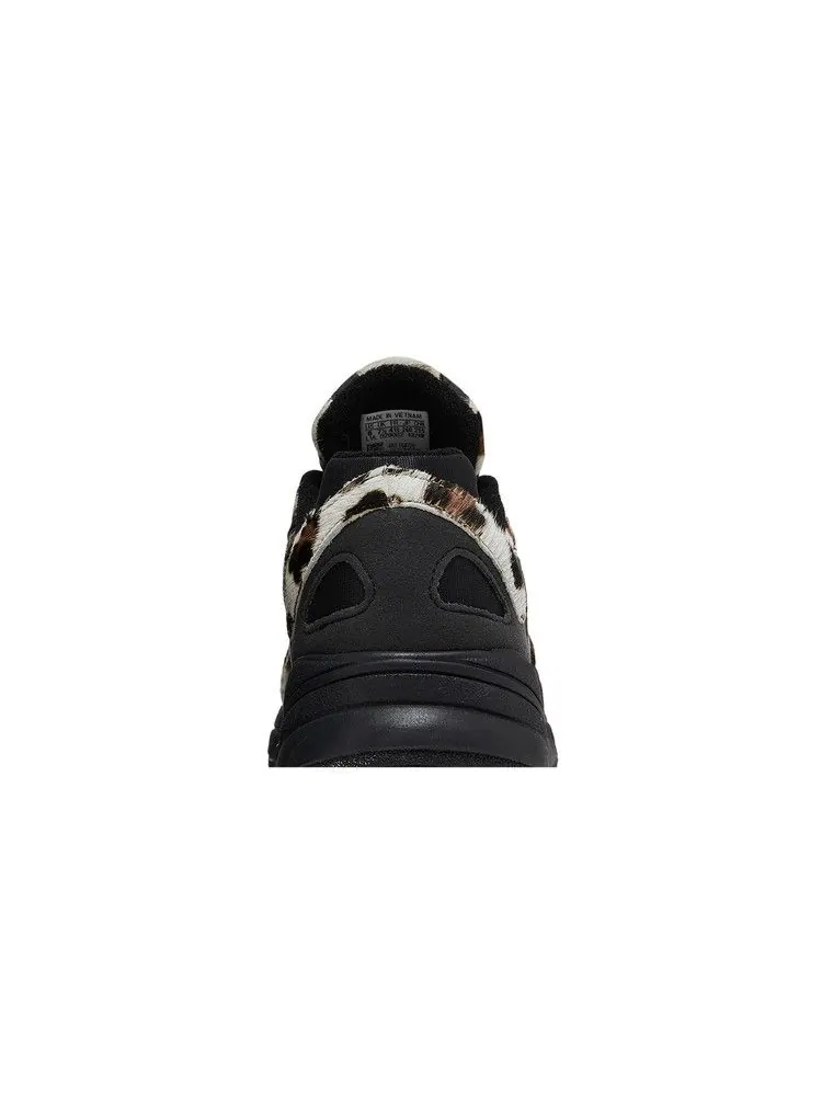 Кроссовки adidas Yung-1 'Leopard' — изображение 8 из 9, черный/-белый/коричневый