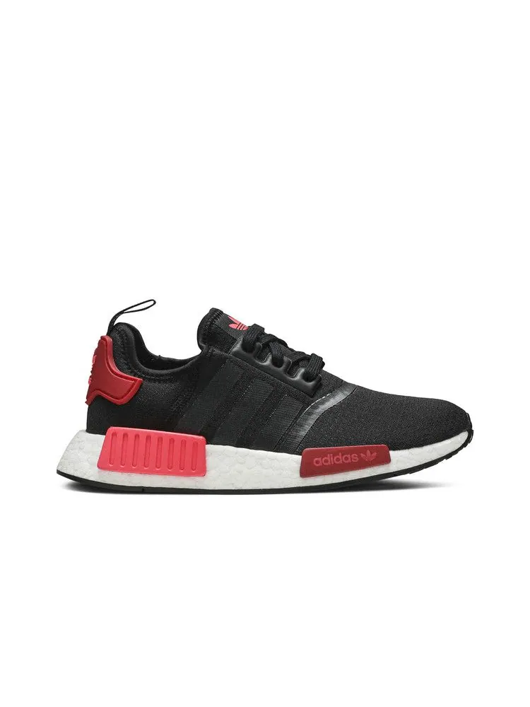 Кроссовки adidas Wmns NMD_R1 'Black Scarlet' — изображение 2 из 9, черный//красный