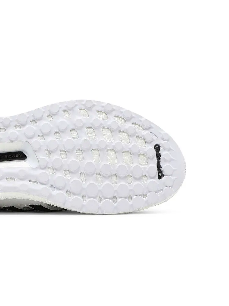 Кроссовки adidas UltraBoost DNA 'White Leather' — изображение 6 из 9