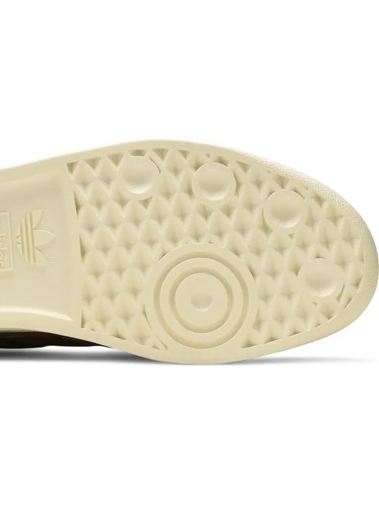 Кроссовки Adidas Oktoberfest x Munchen 'Made in Germany' — изображение 5 из 8, загар