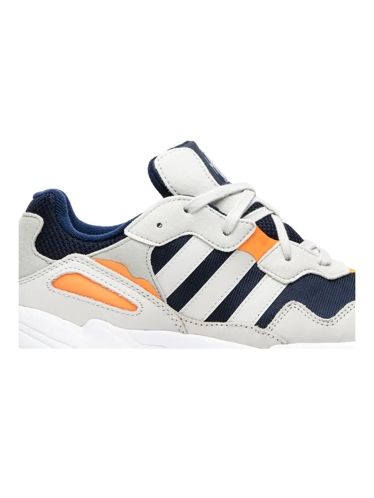Кроссовки Adidas Yung-96 'Raw White Navy' — изображение 2 из 4, белый