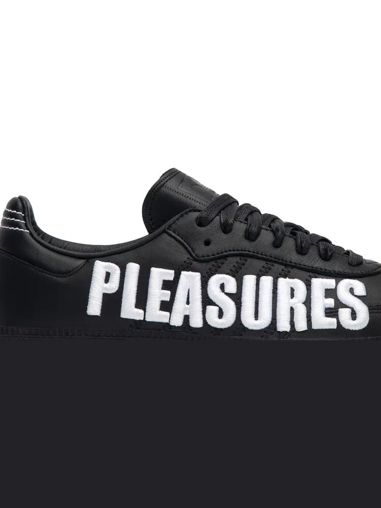 Кроссовки Adidas PLEASURES x Samba '3D Embroidery' — изображение 2 из 8, черный