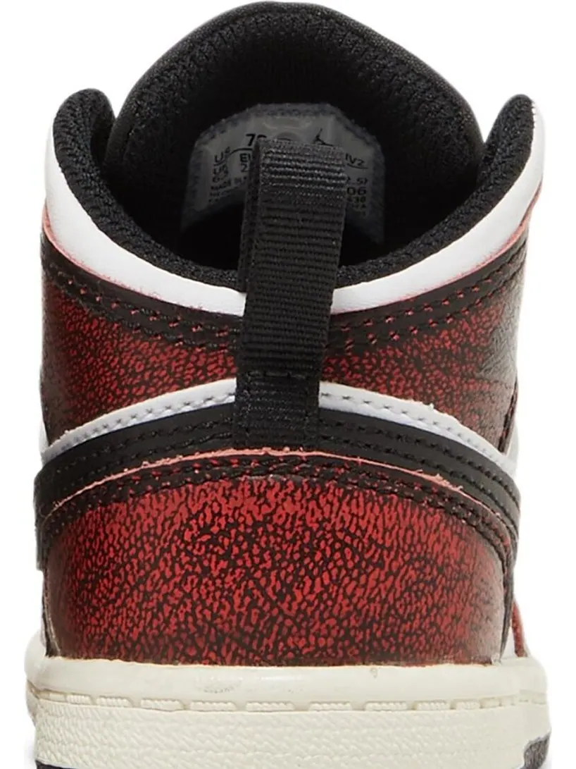 Кроссовки Air Jordan 1 Mid SE TD Wear-Away — изображение 7 из 8, черный
