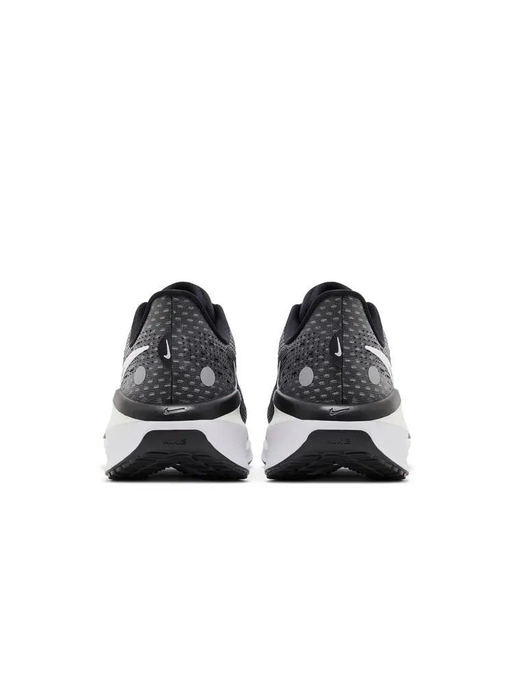 Кроссовки Vomero 17 'Black White' — изображение 6 из 8, белый