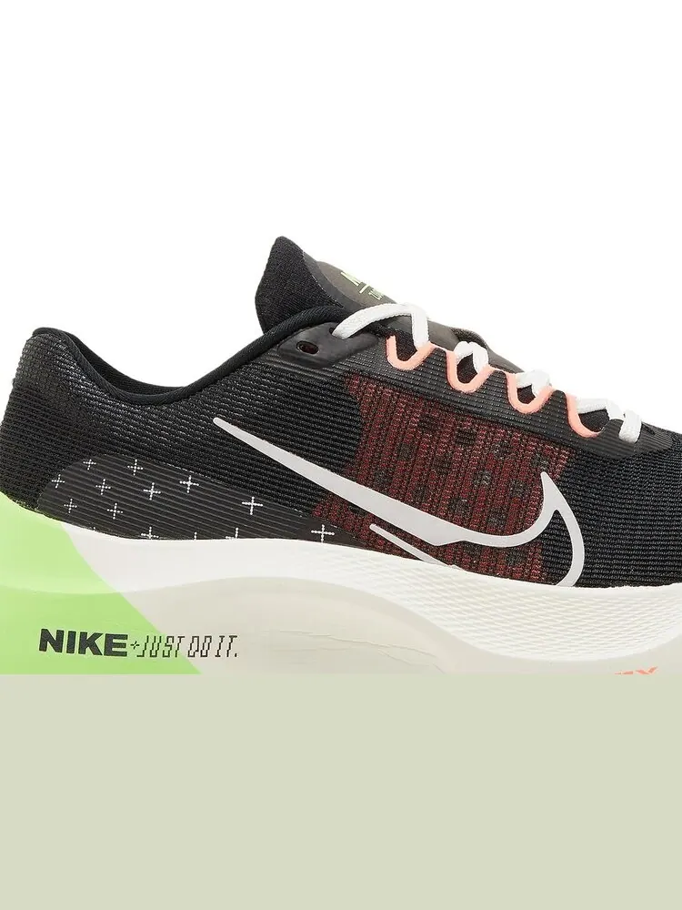 Кроссовки Nike Zoom Fly 5 'Black Ghost Green' — изображение 2 из 8, черный
