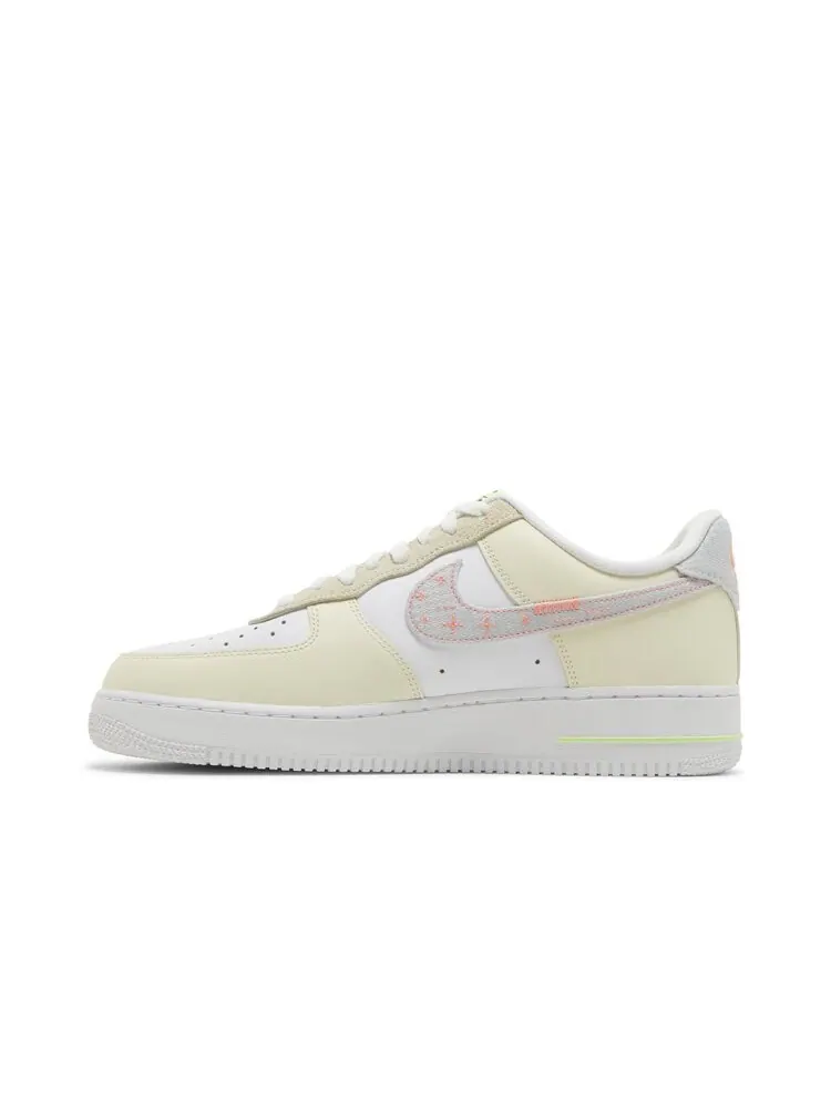 Кроссовки Nike Air Force 1 — изображение 3 из 4, бежевый