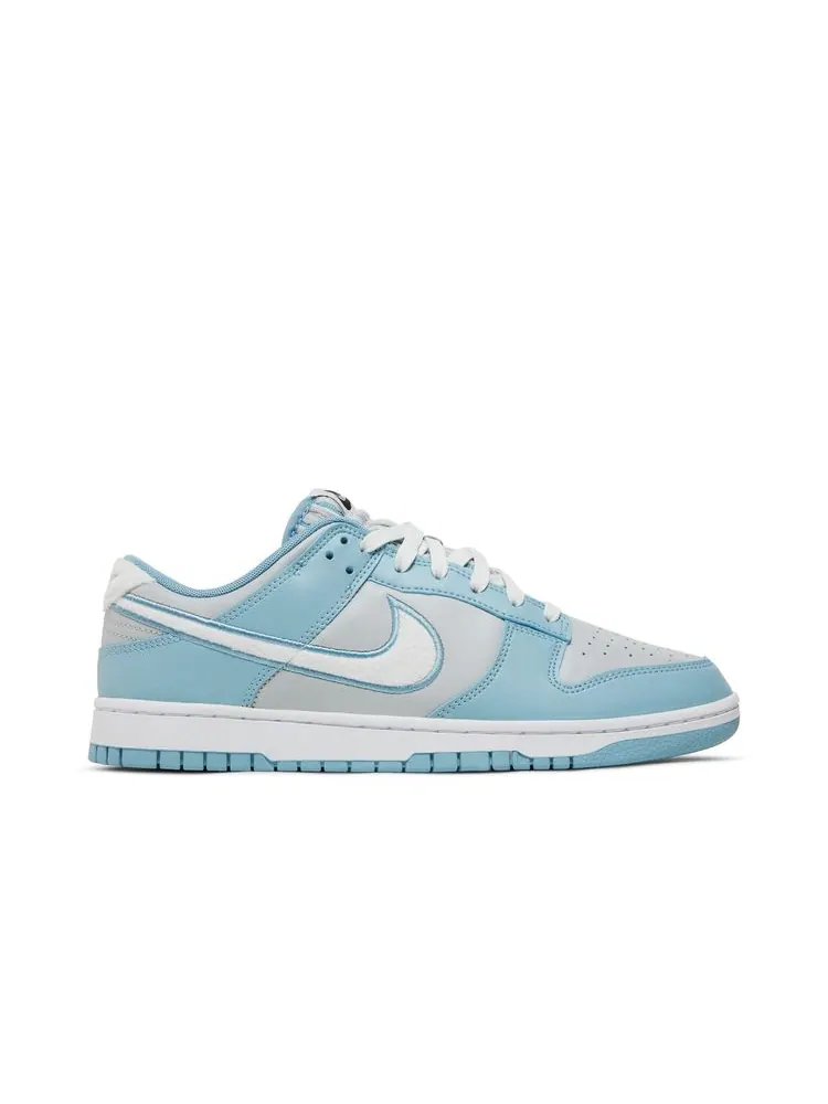 Кроссовки Nike Dunk Low Fleece Swoosh - Light Blue — изображение 1 из 6, светлый синий