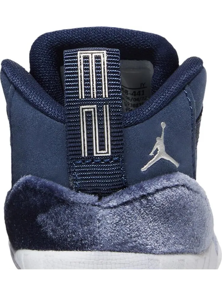 Кроссовки Air Jordan 11 Retro CB Midnight Navy Velvet — изображение 7 из 8, синий