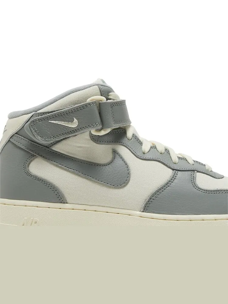 Кроссовки Air Force 1 Mid '07 LX 'Mica Green' — изображение 2 из 4, бежевый