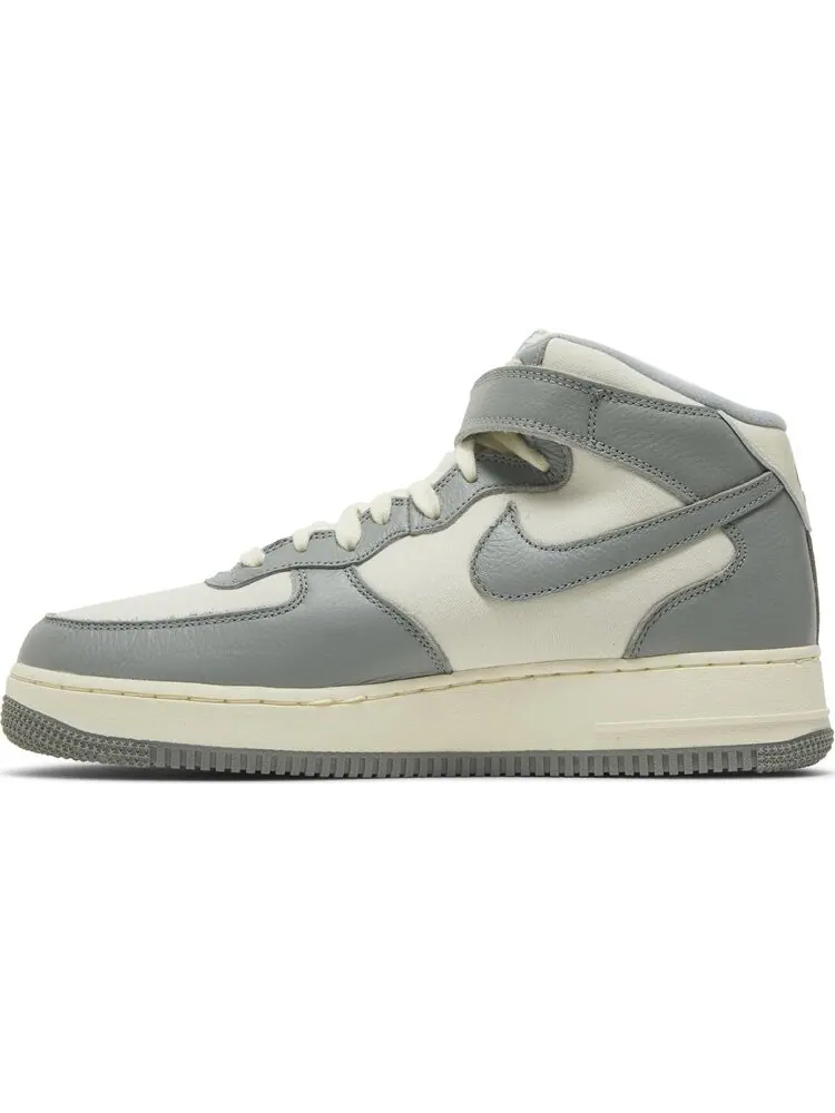 Кроссовки Air Force 1 Mid '07 LX 'Mica Green' — изображение 3 из 4, бежевый