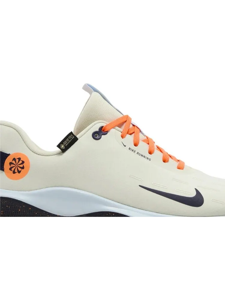 Кроссовки Nike ReactX Infinity Run 4 GORE-TEX 'Sea Glass Purple Ink' — изображение 2 из 4, бежевый