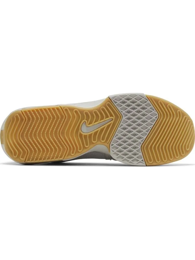 Кроссовки LeBron Witness 8 'Light Bone Gum' — изображение 4 из 4, серый