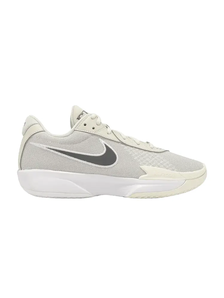 Кроссовки Nike Air Zoom GT Cut Academy EP — изображение 1 из 1, светлый серый