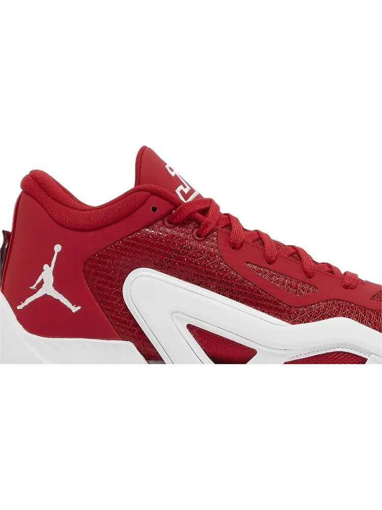 Кроссовки Jordan Tatum 1 TB 'University Red' — изображение 2 из 4, красный