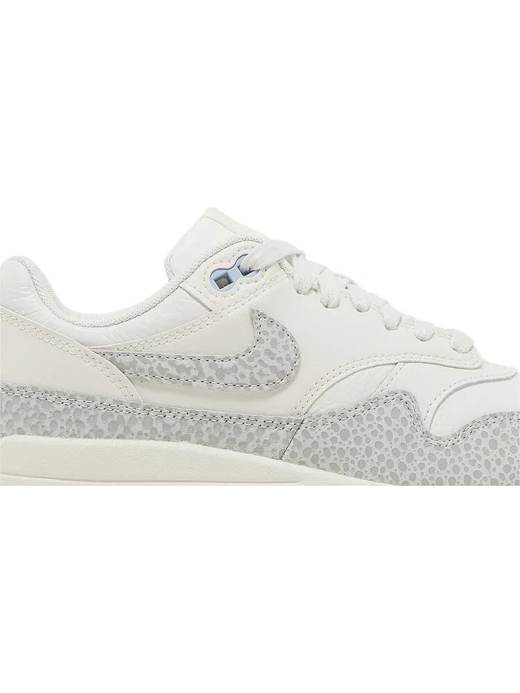 Кроссовки Wmns Air Max 1 'Safari - Summit White' — изображение 2 из 4, белый