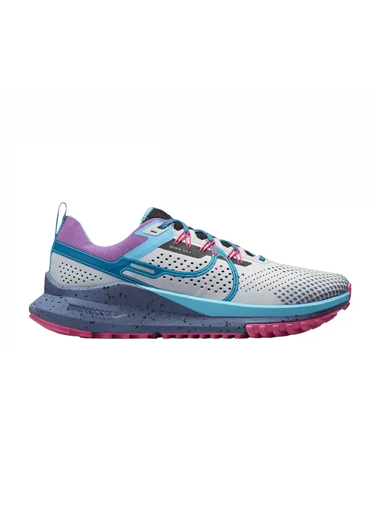 Кроссовки Nike Wmns React Pegasus Trail 4 SE 'Pure Platinum Baltic Blue' — изображение 1 из 1