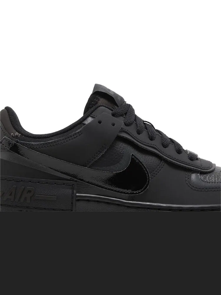 Кроссовки Wmns Air Force 1 Shadow 'Triple Black' — изображение 2 из 4, черный