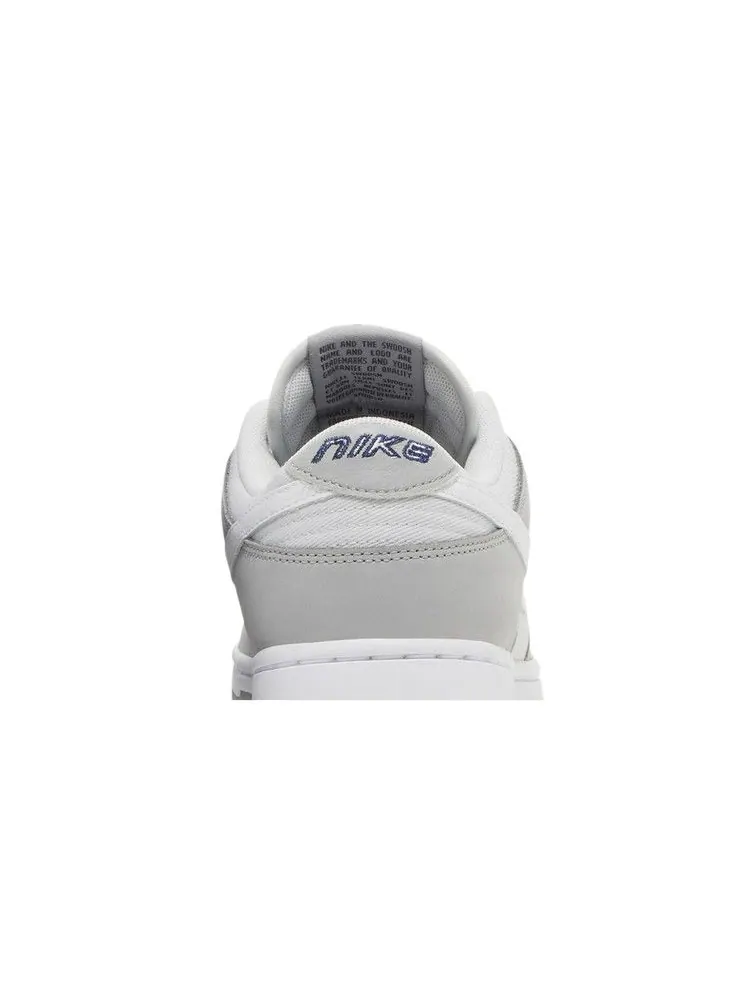 Кроссовки Nike Wmns Dunk Low LX 'Light Smoke Grey' — изображение 8 из 9, светлый серый/белый
