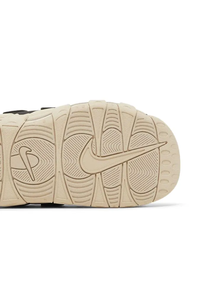 Шлепанцы Air More Uptempo Slide 'Black Sanddrift Iridescent' — изображение 5 из 8, черный