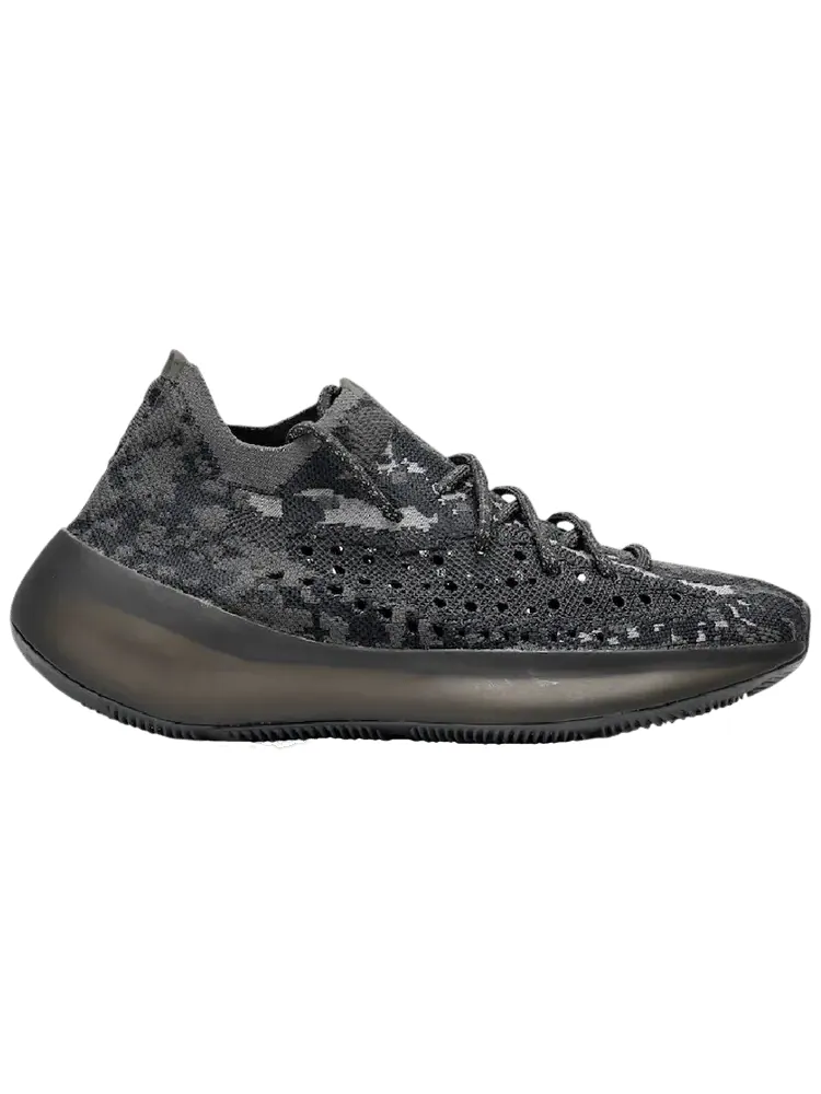 Кроссовки adidas Yeezy Boost 380 'Triple Black' — изображение 1 из 1, черный