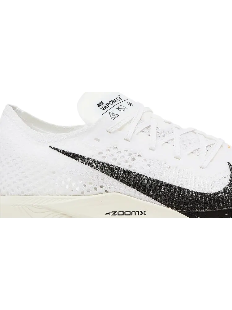 Кроссовки Wmns ZoomX VaporFly Next% 3 'Prototype' — изображение 2 из 4, белый