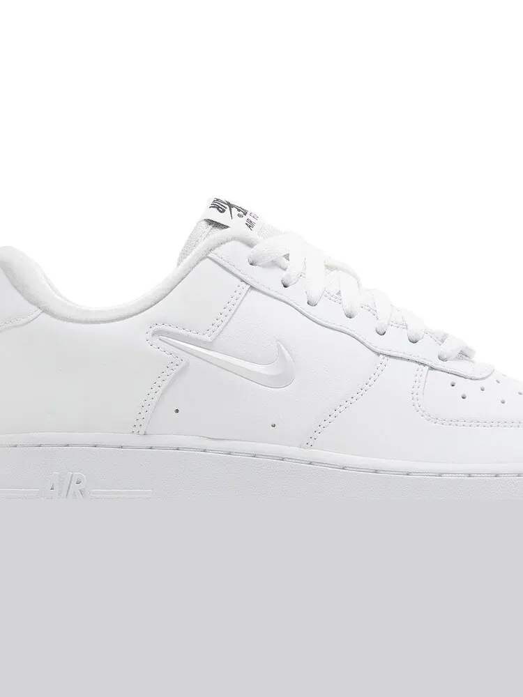 Кроссовки Wmns Air Force 1 '07 SE 'Dance - White' — изображение 2 из 4, белый
