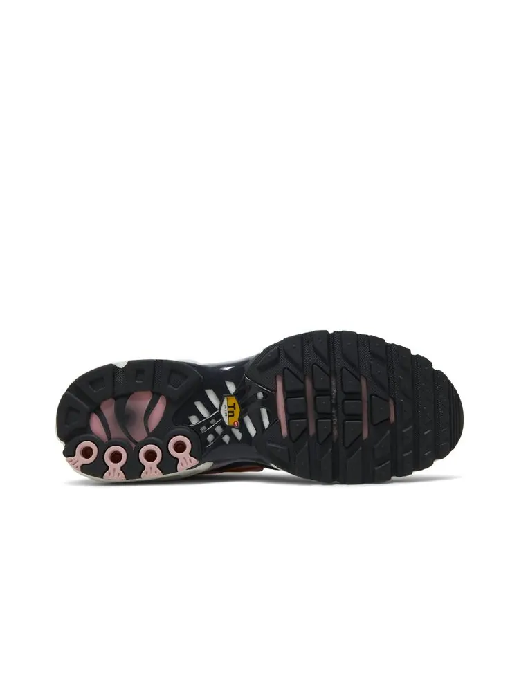 Кроссовки Wmns Air Max Plus 'Magma Orange Soft Pink' — изображение 4 из 8, оранжевый розовый