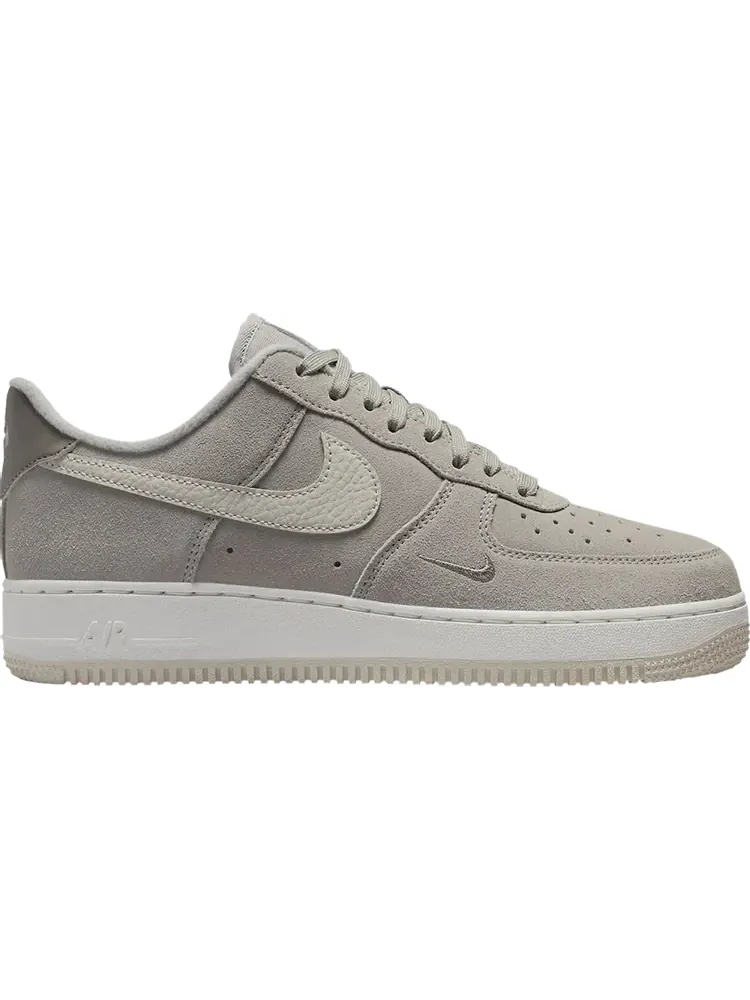 Кроссовки Nike Wmns Air Force 1 Low '07 'Light Iron Ore' — изображение 1 из 1, серый
