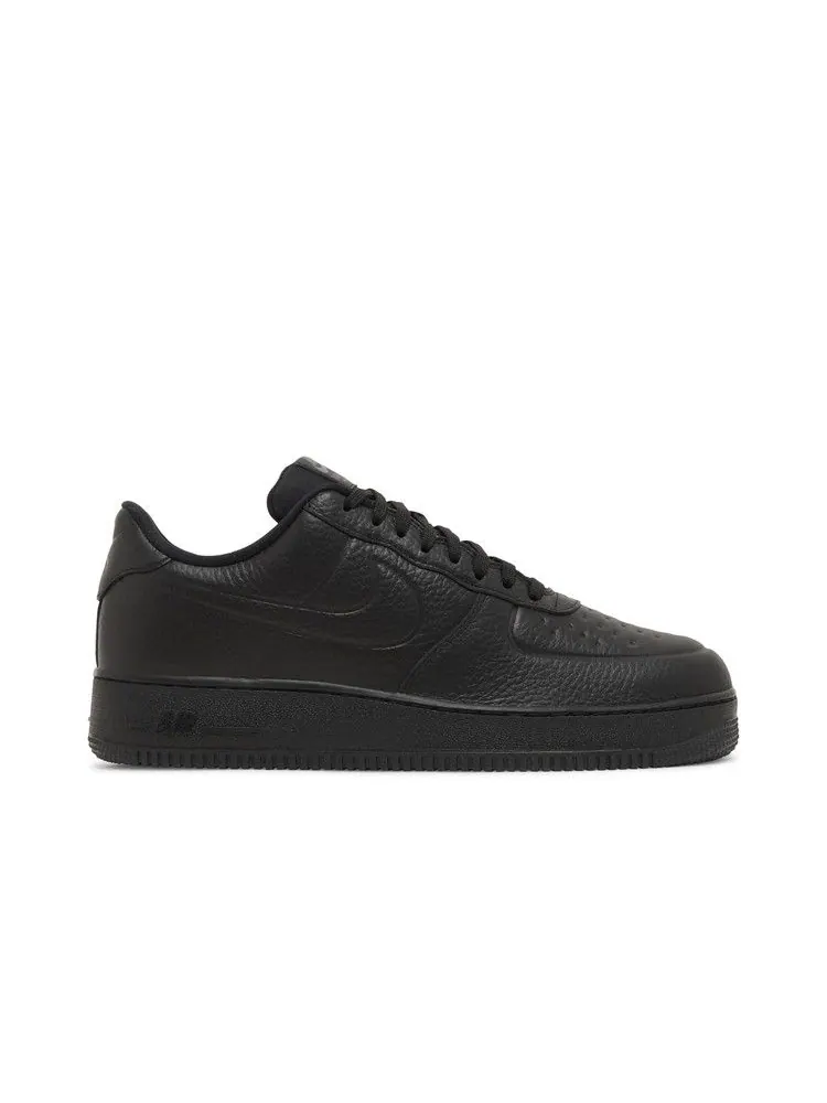 Кроссовки Nike Air Force 1 '07 Pro-Tech 'Triple Black' — изображение 2 из 9, черный/черный/прозрачный