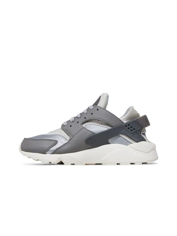 Кроссовки Air Huarache 'Light Smoke Grey' — изображение 3 из 8, светлый серый