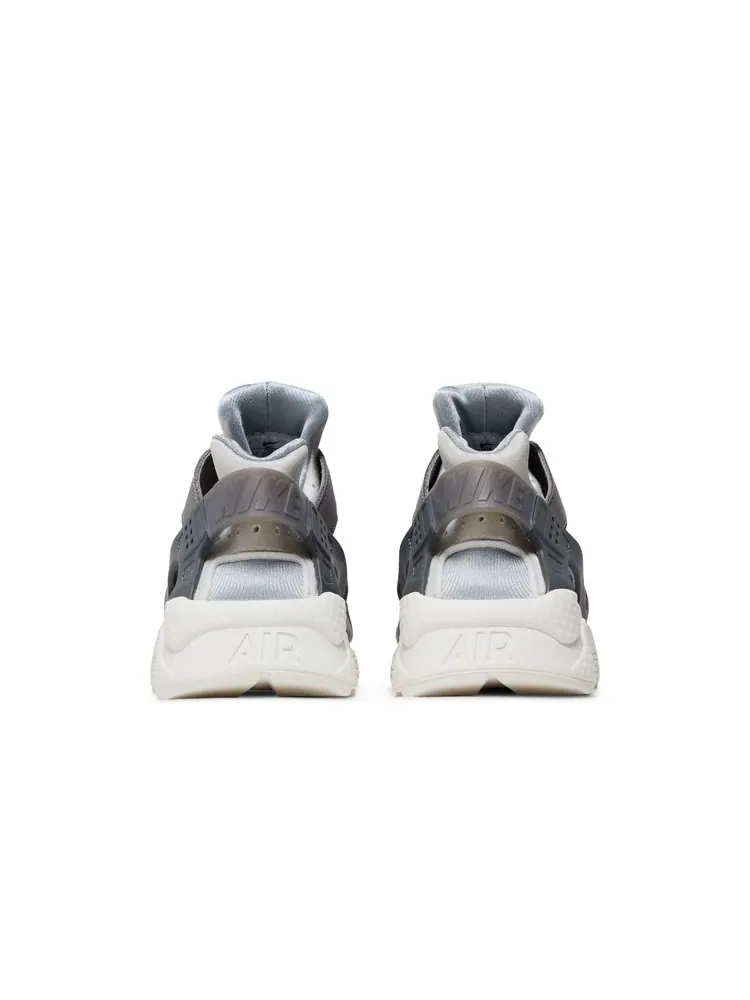 Кроссовки Air Huarache 'Light Smoke Grey' — изображение 6 из 8, светлый серый