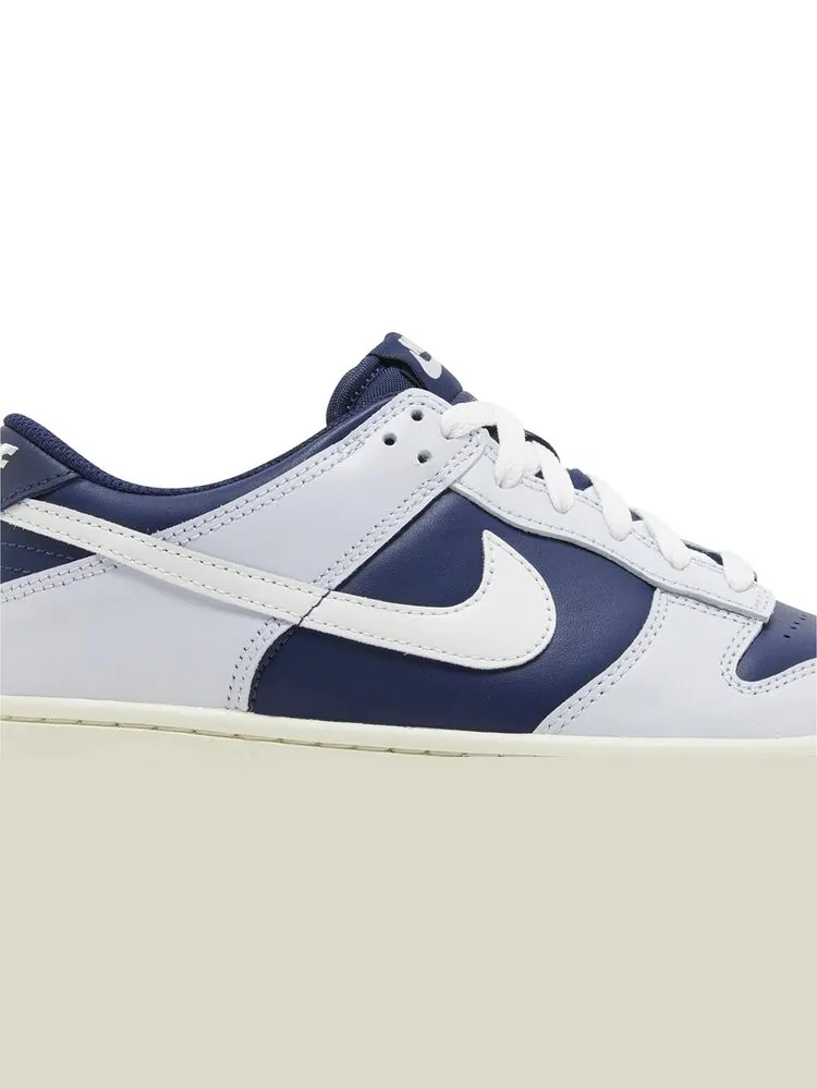 Кроссовки Dunk Low GS 'Football Grey Midnight Navy' — изображение 2 из 4, синий