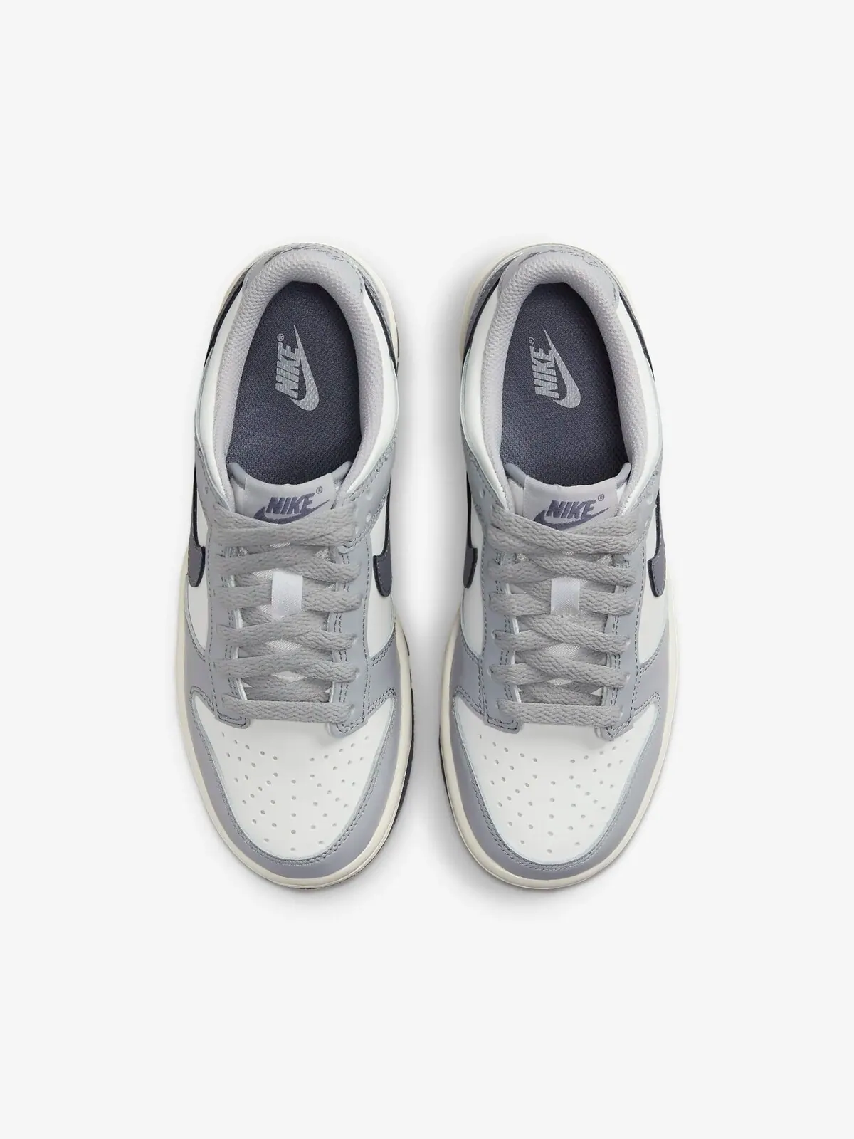 Кроссовки Nike Dunk Low для подростков — изображение 3 из 8, белый/серый