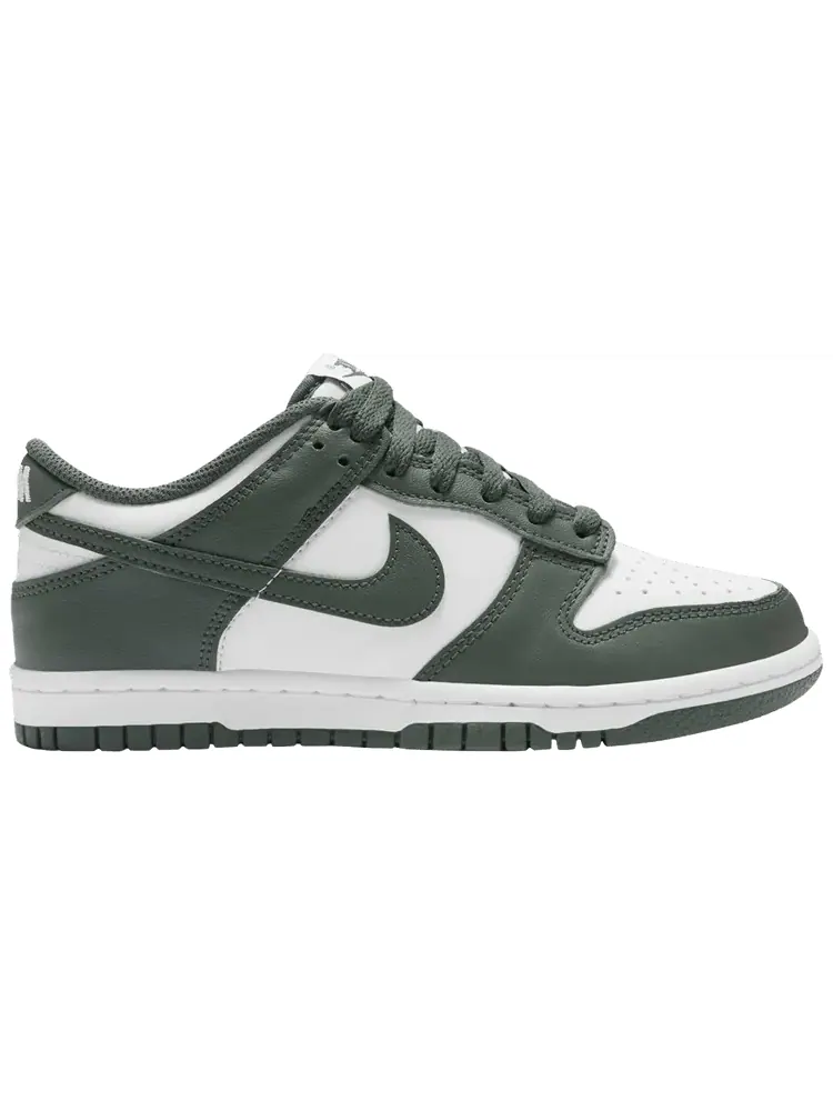 Кроссовки Nike Dunk Low GS 'Vintage Green' — изображение 1 из 1, винтажный зеленый