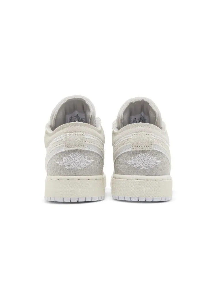 Кроссовки Air Jordan 1 Low SE Craft 'Inside Out - Tech Grey' — изображение 7 из 9