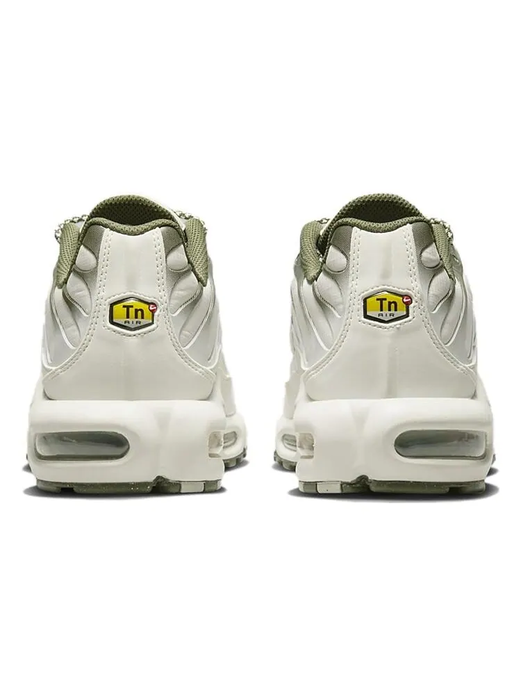Мужские кроссовки Nike Air Max Plus — изображение 5 из 6, бежевый/зеленый