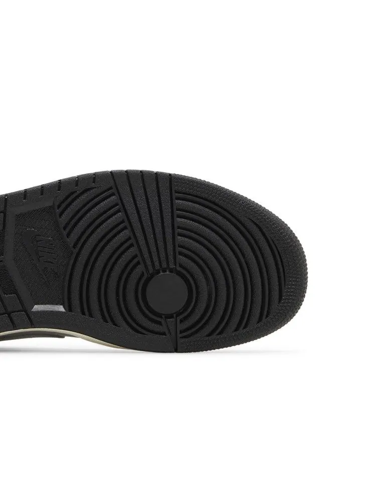 Кроссовки Air Jordan Wmns Air Jordan 1 Mid SE 'Black Chrome' — изображение 6 из 9